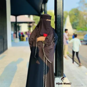 আধুনিক ডিজাইনের খিমার বোরকা, দুবাই পার্টি বোরকা, কটন বোরকা, জর্জেট বোরকা ও আরো অনেক ডিজাইনের বোরকা কিনুন অনলাইনে। মহিলাদের সবচেয়্যে ভালোমানের বোরকার দাম ও ডিজাইন 2025!