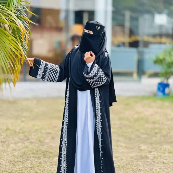 প্রিমিয়াম মিনার এমব্রয়ডারি আবায়া