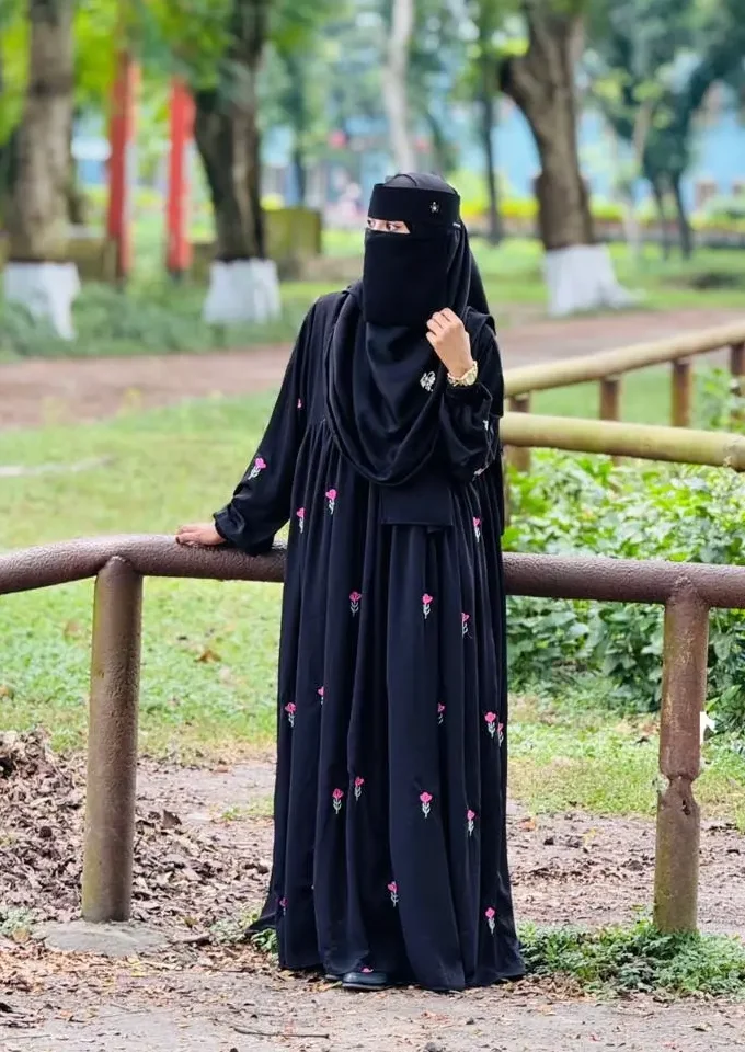 ভাইরাল গুলবাহার কুচি বোরকা